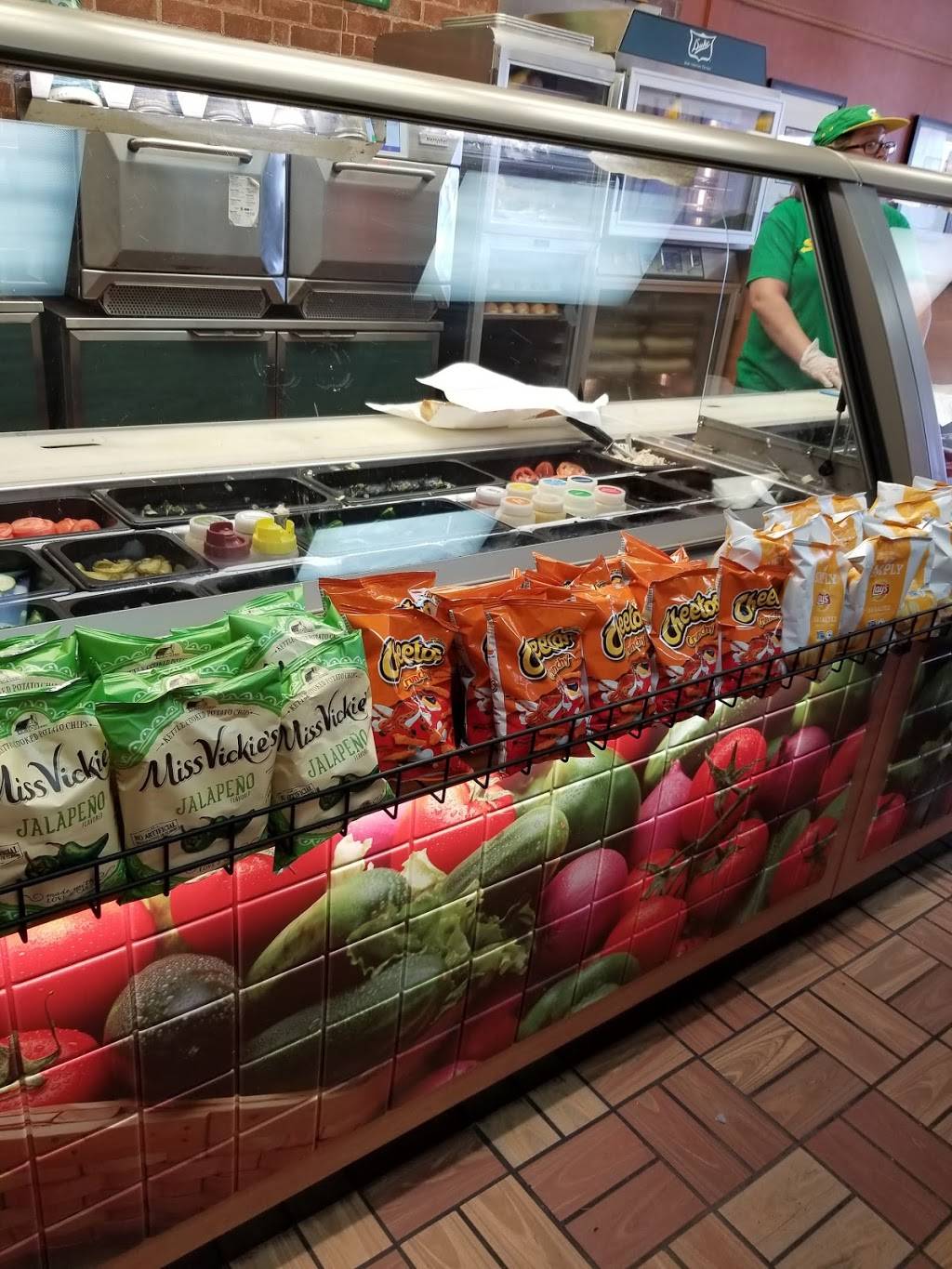 Subway | restaurant | 1111 N Carbon St, Marion, IL 62959, USA | 6189932766 OR +1 618-993-2766
