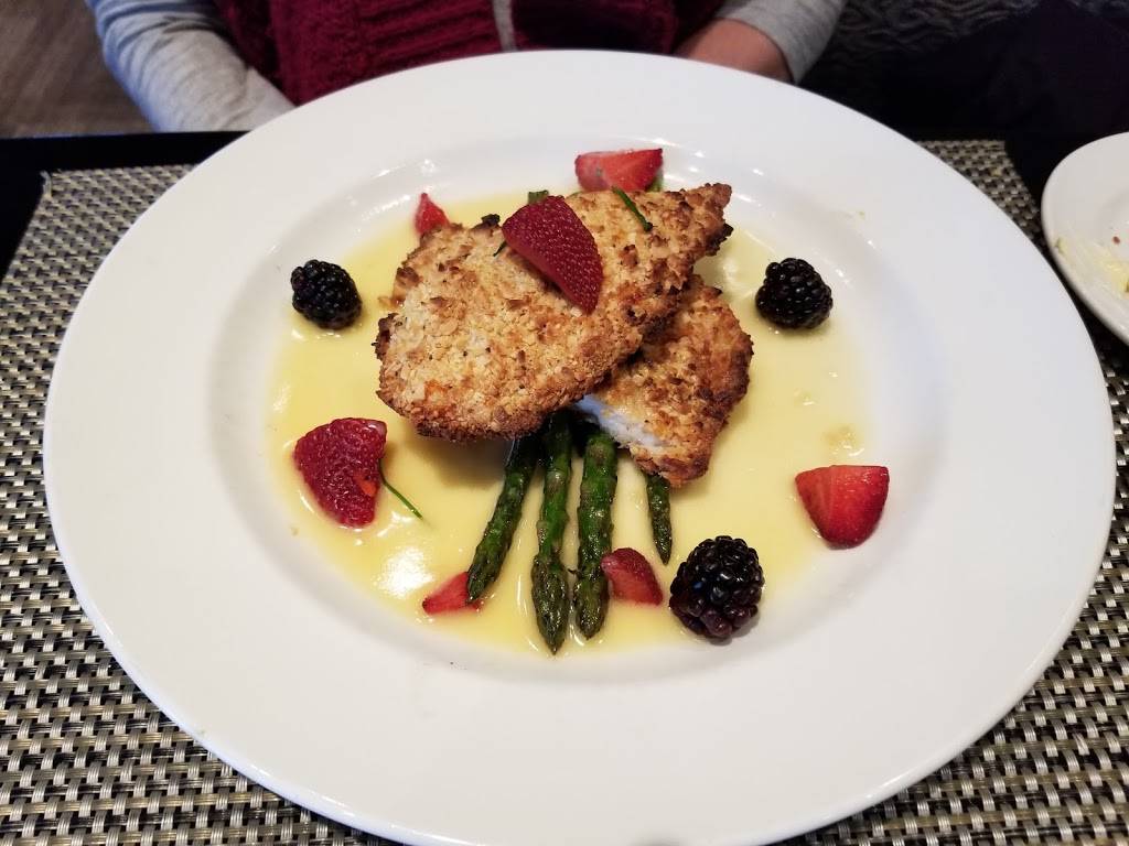 Bristol Seafood Grill | night club | 2314 Technology Dr, OFallon, MO 63368, USA | 6366256350 OR +1 636-625-6350