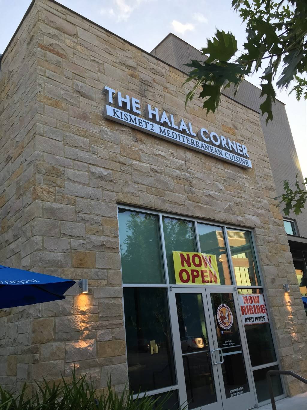 The Halal Corner | restaurant | 1200 Barbara Jordan Blvd #300, Austin, TX 78723, USA | 5124800048 OR +1 512-480-0048