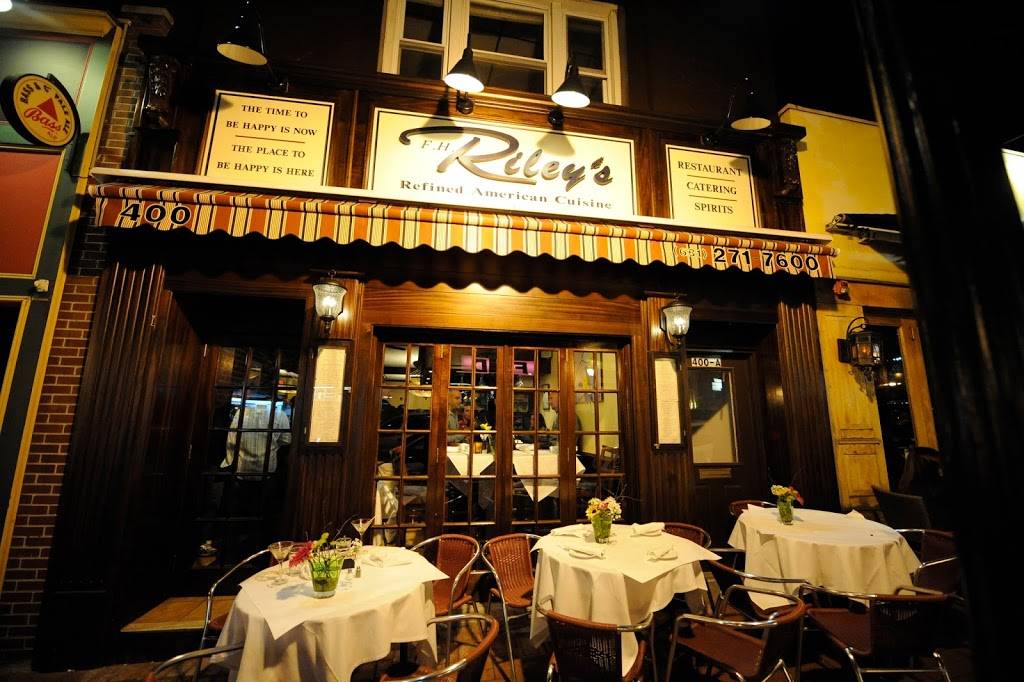 F.H. Rileys | restaurant | 400 New York Ave, Huntington, NY 11743, USA | 6312717600 OR +1 631-271-7600