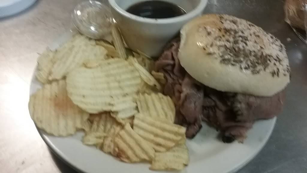 Kellys Corner | restaurant | 524 Cayuga Dr, Niagara Falls, NY 14304, USA | 7162832040 OR +1 716-283-2040