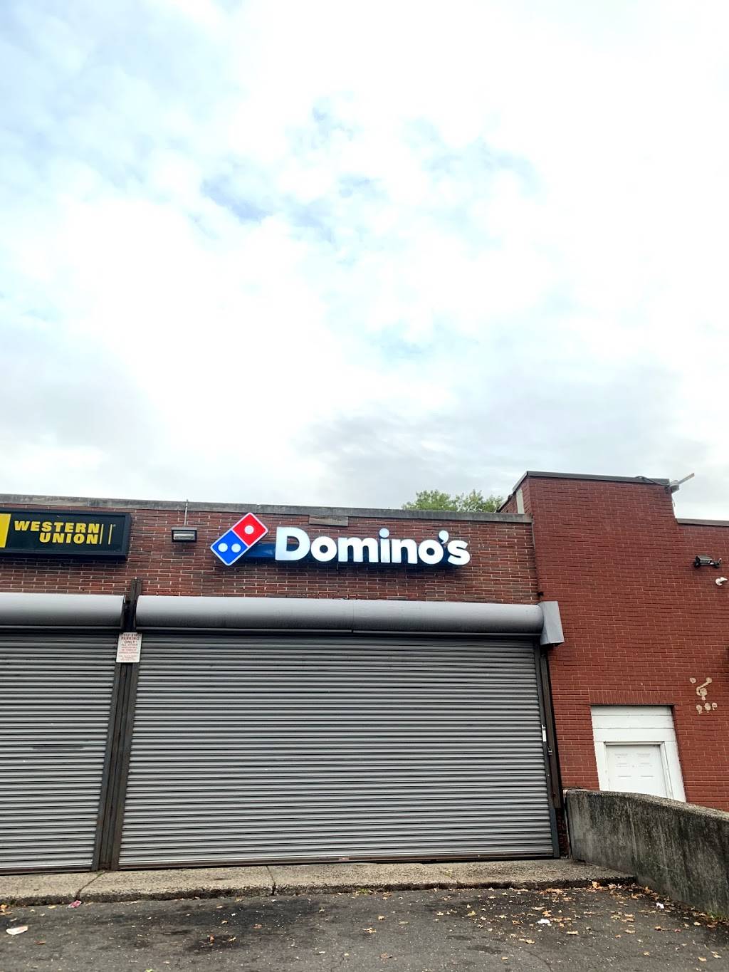 Dominos Pizza | meal delivery | 312 Farmington Ave, Hartford, CT 06105, USA | 8602468333 OR +1 860-246-8333
