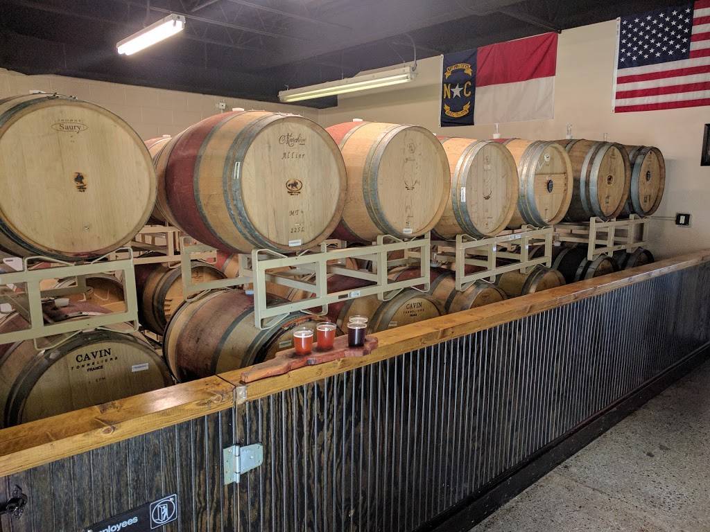 The Sour Barn | restaurant | 7211 Market St, Wilmington, NC 28411, USA | 8447687276 OR +1 844-768-7276