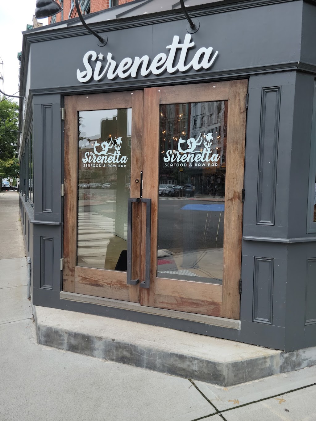 Sirenetta Seafood & Raw Bar | restaurant | 1039 Washington St, Hoboken, NJ 07030, USA | 2016839900 OR +1 201-683-9900