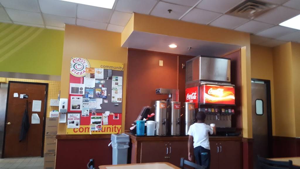 Cicis | restaurant | 237 Skyland Plaza Suite 100, Spring Lake, NC 28390, USA | 9104962000 OR +1 910-496-2000