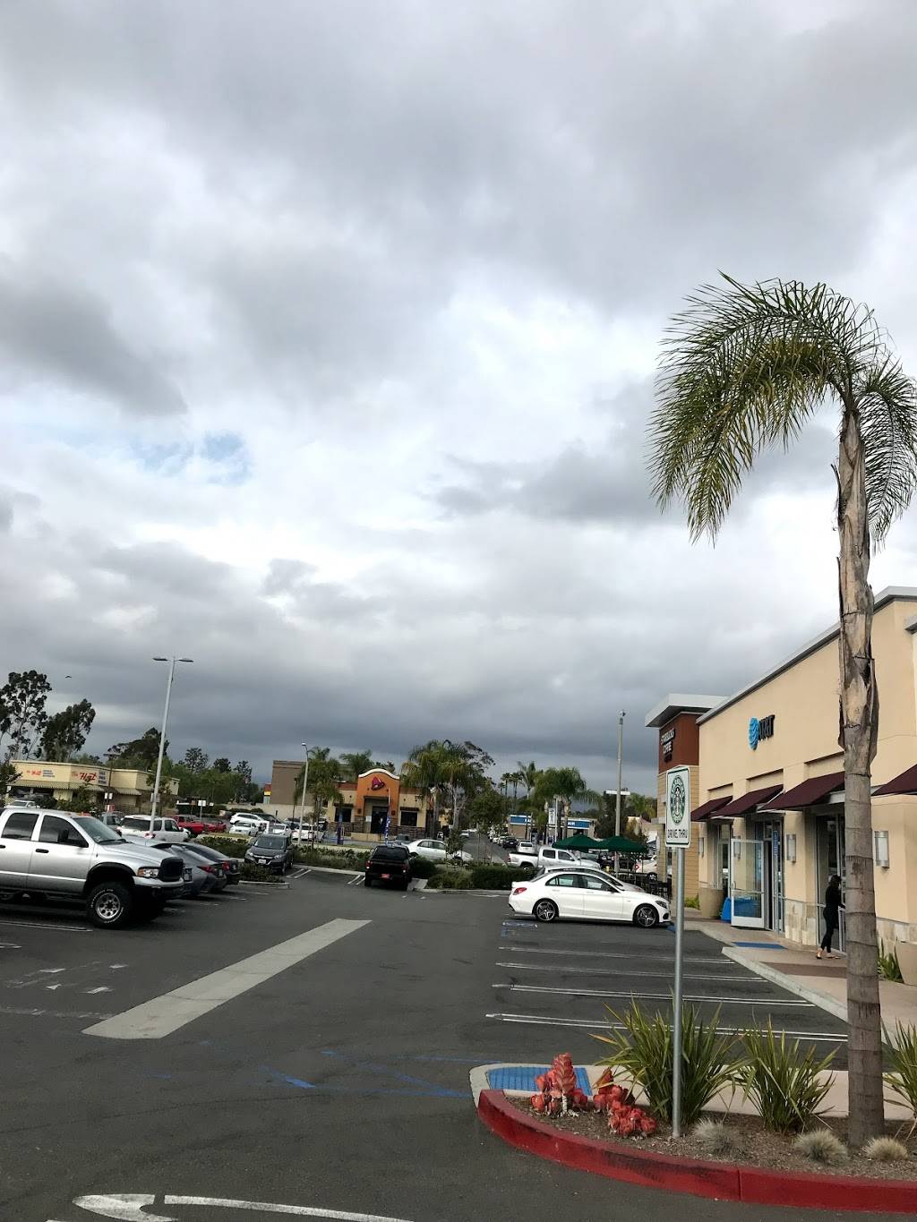 Starbucks | cafe | 23622 Rockfield Blvd A, Lake Forest, CA 92630, USA | 9495562074 OR +1 949-556-2074