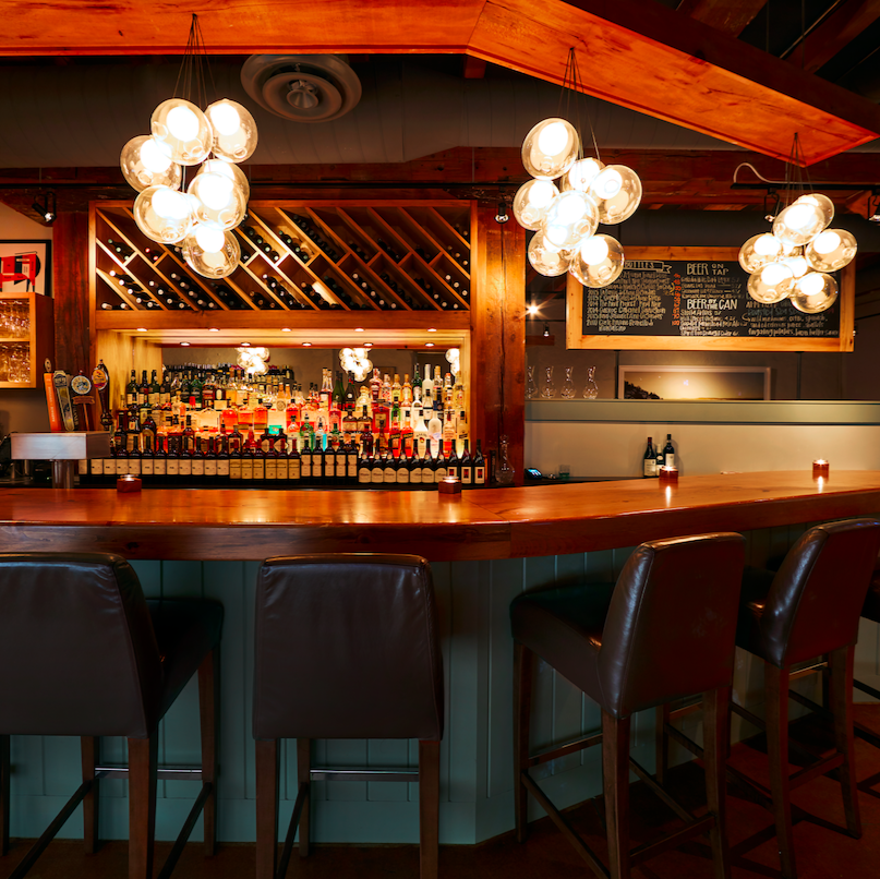 The Glen Tavern | restaurant | 515 Main St, Georgetown, ON L7G 3S9, Canada | 9058777711 OR +1 905-877-7711