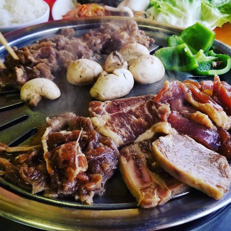 Stadium Camellia Restaurant | restaurant | 4510 Salt Lake Blvd, Honolulu, HI 96818, USA | 8084863311 OR +1 808-486-3311