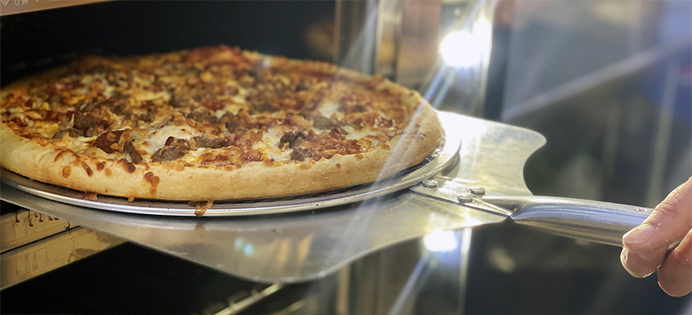 Hangar 54 Pizza | meal takeaway | 203 FM2300, Groom, TX 79039, USA | 8062480100 OR +1 806-248-0100