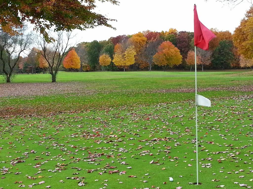 Clark Lake Golf Course Restaurant 5535 Wesch Rd, Brooklyn, MI 49230