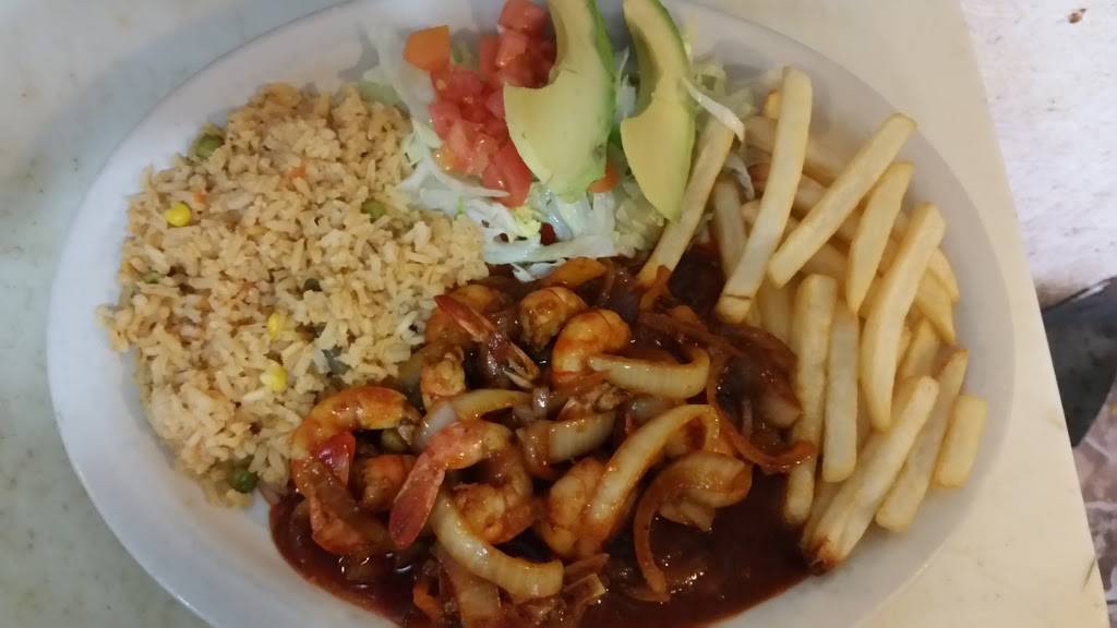 El Tapatio Mexican Grill | restaurant | 1519 W Comal St, Pearsall, TX 78061, USA | 8303349334 OR +1 830-334-9334