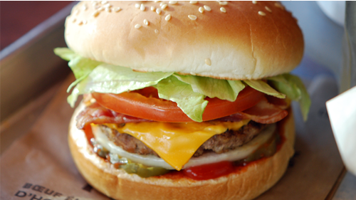 A&W Canada | restaurant | 17600 Yonge St, Newmarket, ON L3Y 4Z1, Canada | 9059670809 OR +1 905-967-0809