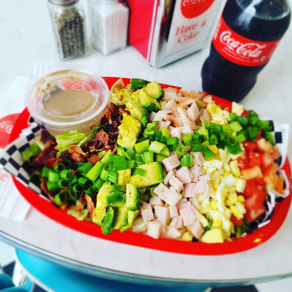 The Filling Station | restaurant | 104 E Wallace St, San Saba, TX 76877, USA | 3253723004 OR +1 325-372-3004