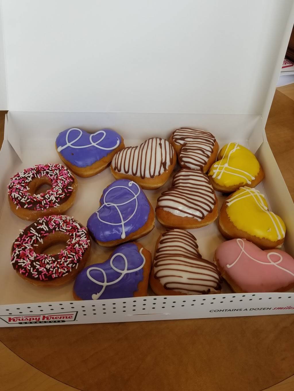 Krispy Kreme | bakery | 4145 Western Blvd, Jacksonville, NC 28546, USA | 9102197842 OR +1 910-219-7842