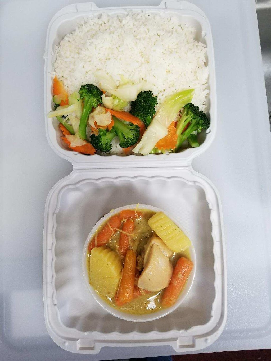 A Taste of Thailand | restaurant | 696 NE Greenwood Ave, Bend, OR 97701, USA | 5418150180 OR +1 541-815-0180