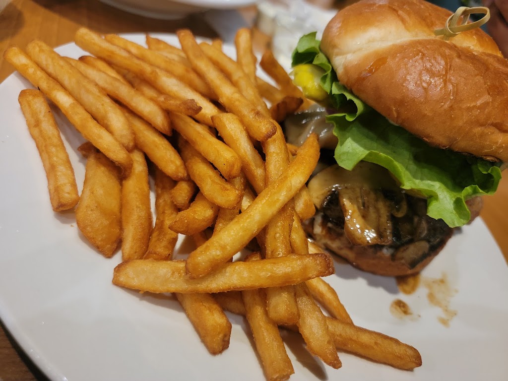 Splitz Family Grill | restaurant | 2400 NE Diamond Lake Blvd, Roseburg, OR 97470, USA | 5416723456 OR +1 541-672-3456