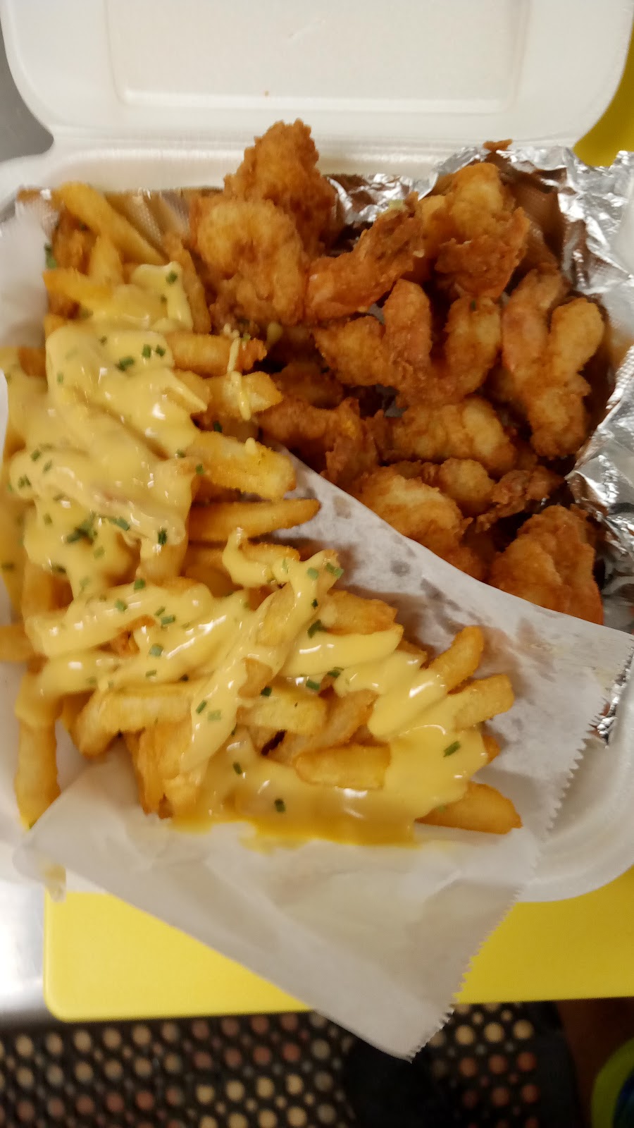 Renees Restaurant & Bar | restaurant | 12260 Bellefontaine Rd, St. Louis, MO 63138, USA | 3143950202 OR +1 314-395-0202