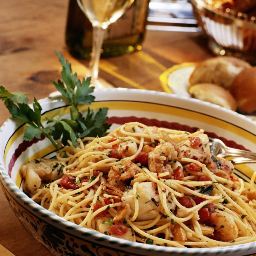 CHIANTI GRILL Italian Restaurant | night club | 2050 Snelling Ave N, Roseville, MN 55113, USA | 6516442808 OR +1 651-644-2808