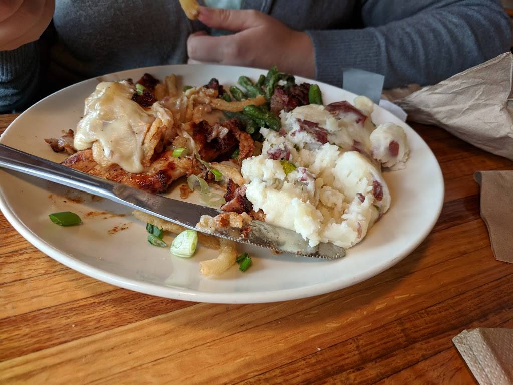 Applebees Grill + Bar | restaurant | 3450 Doctor M.L.K. Jr Blvd, New Bern, NC 28562, USA | 2526378050 OR +1 252-637-8050