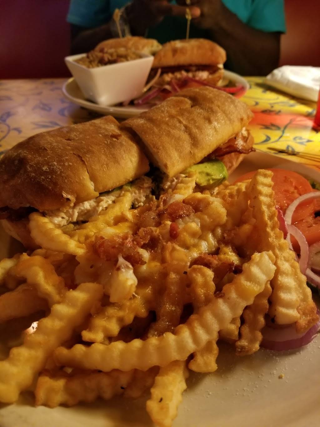 The Lucky Turtle Grill | restaurant | 622 E Dupont Rd, Fort Wayne, IN 46825, USA | 2604905765 OR +1 260-490-5765