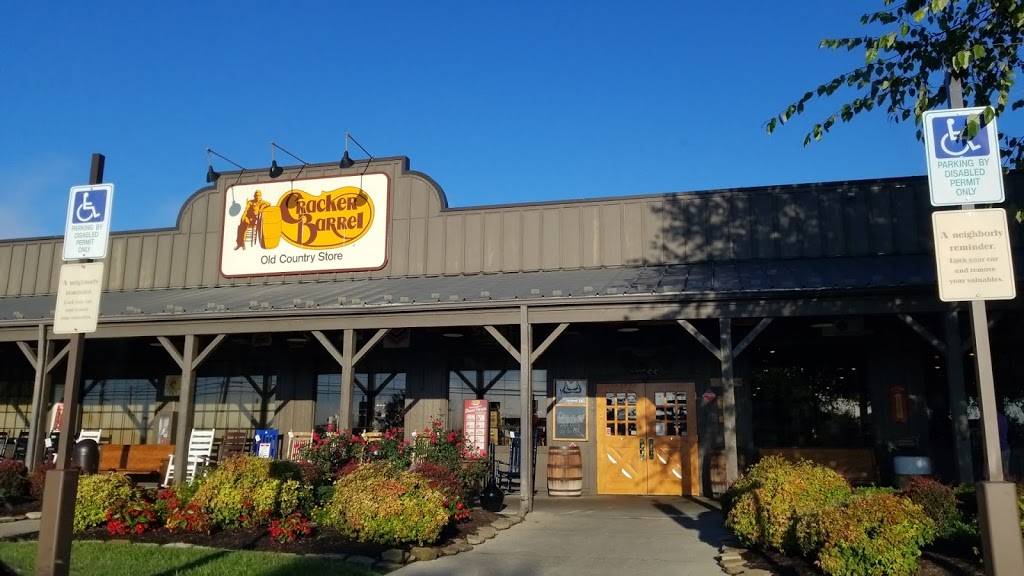 Cracker Barrel Old Country Store - Restaurant | 1899 US-27, Somerset ...