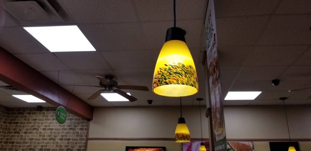 Subway | restaurant | 3916 Goldsboro Rd, Wade, NC 28395, USA | 9102233000 OR +1 910-223-3000