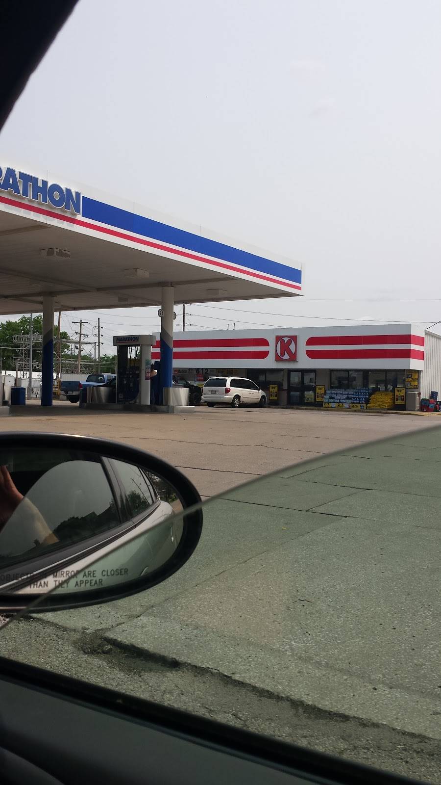 Circle K | cafe | 1210 W Market St, Bloomington, IL 61701, USA | 3098272451 OR +1 309-827-2451