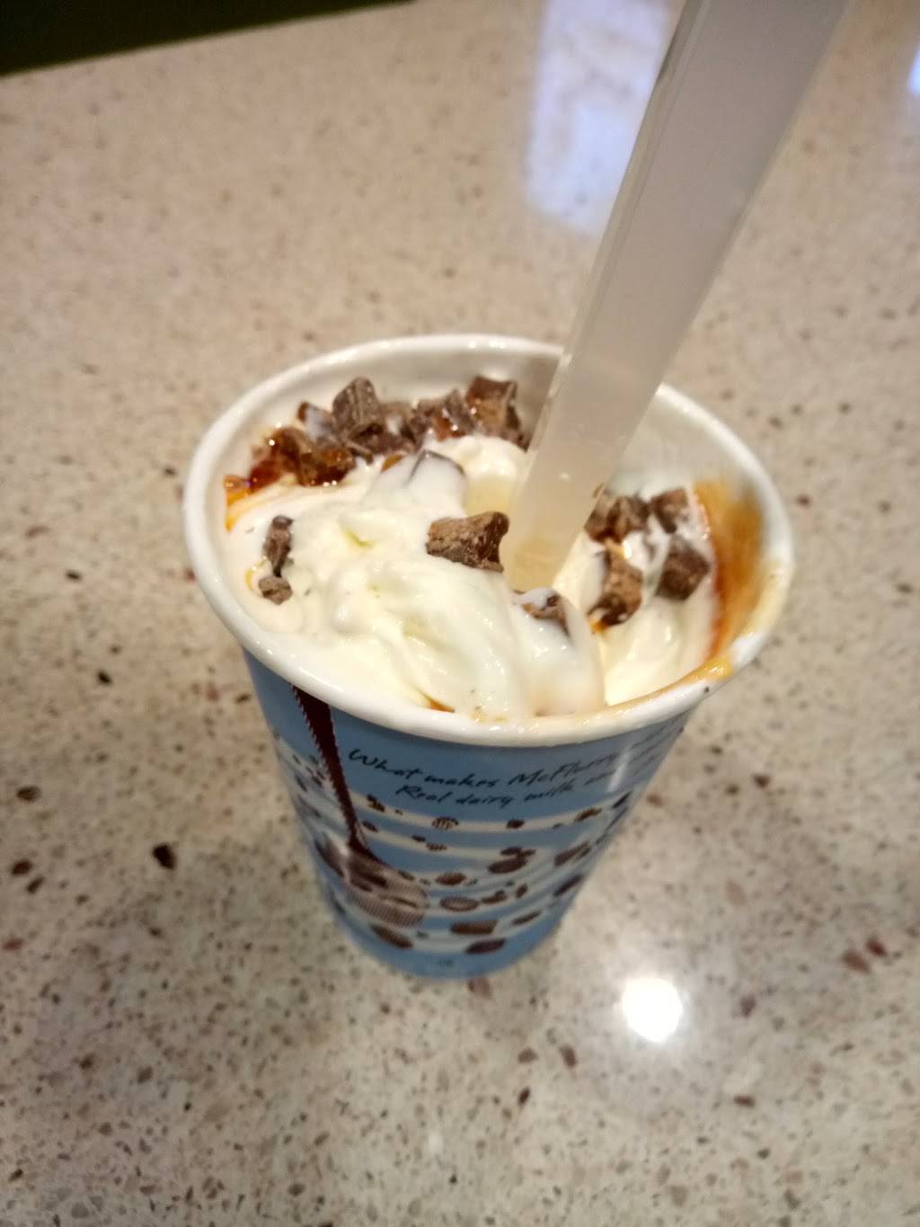 McDonalds | cafe | 3481 Rue Clemenceau, Québec, QC G1C 0H8, Canada | 4186611823 OR +1 418-661-1823