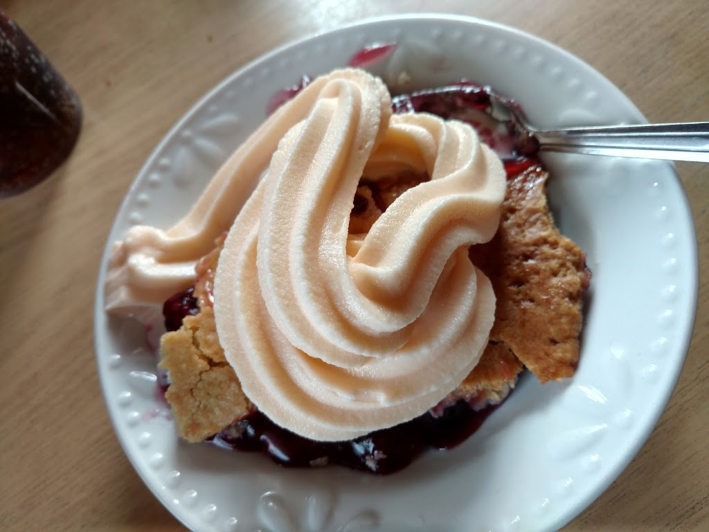 Flossies Apple Barrell | restaurant | Winona, MO 65588, USA | 5733258273 OR +1 573-325-8273
