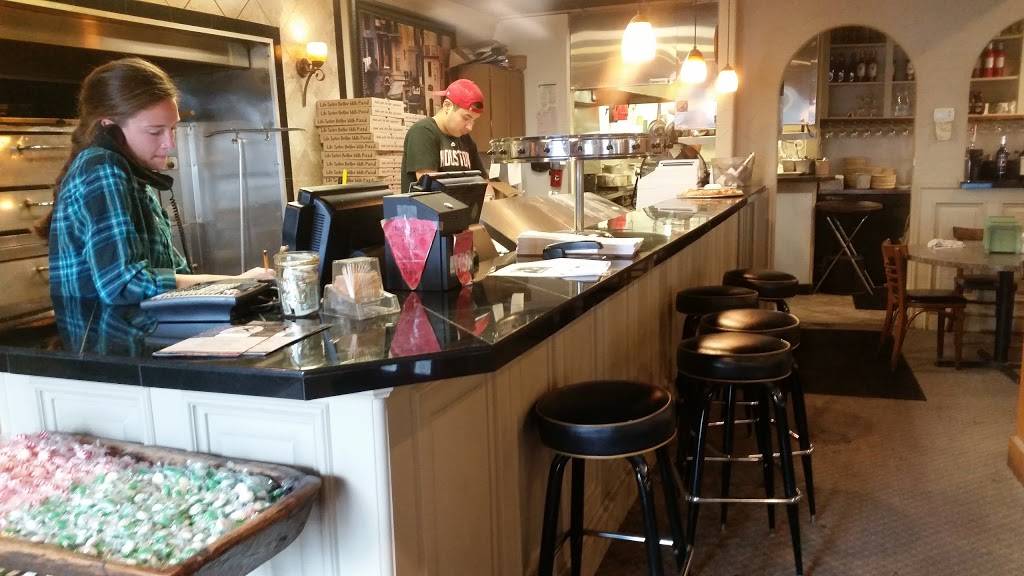 Marios Flying Pizza | restaurant | 1304 Bayport Blvd, Seabrook, TX 77586, USA | 2814745103 OR +1 281-474-5103