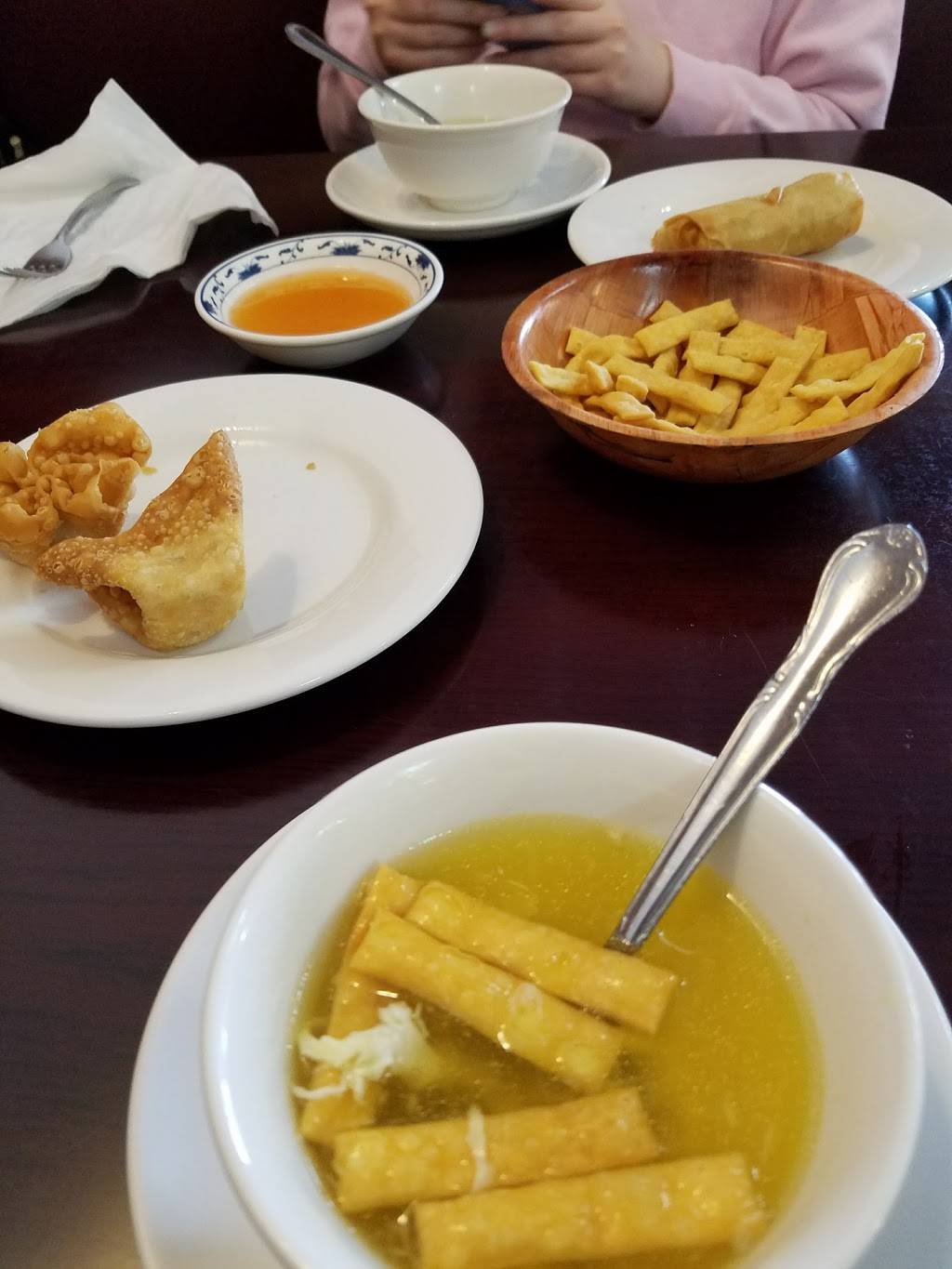 Wild Ginger Chinese Restaurant | restaurant | 6904 Main St, Gloucester, VA 23061, USA | 8046940111 OR +1 804-694-0111