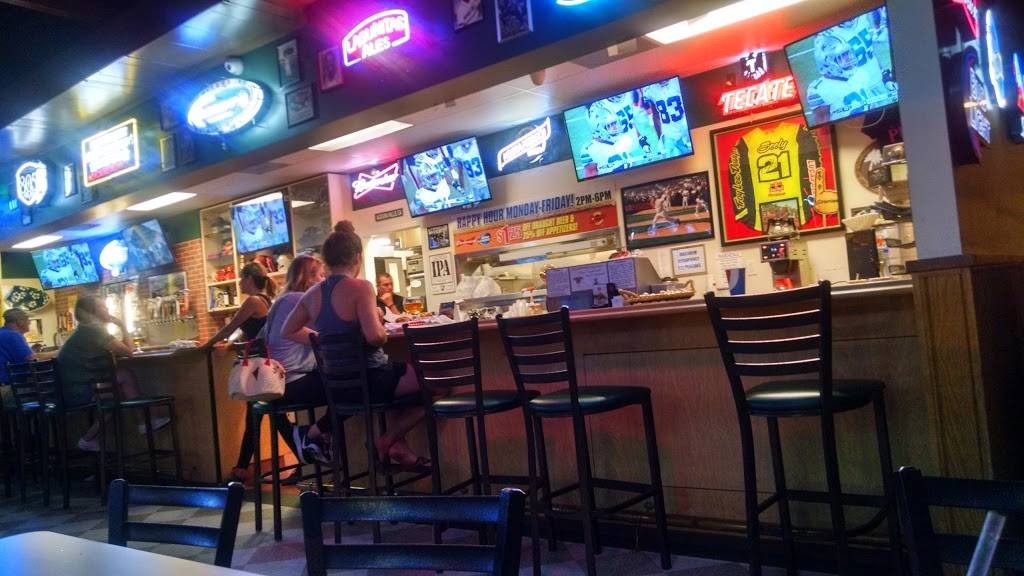 Cronies Sports Grill | restaurant | 5687 Kanan Rd, Agoura Hills, CA 91301, USA | 8188890889 OR +1 818-889-0889