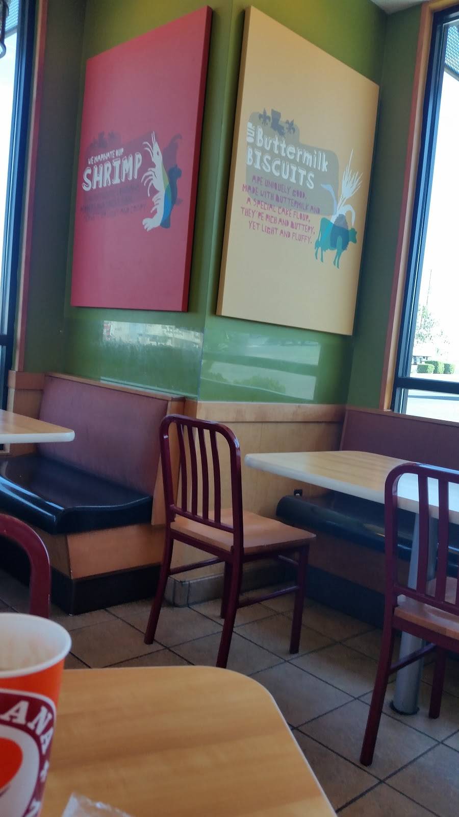 Popeyes Louisiana Kitchen | restaurant | 1670 N Zaragoza Rd, El Paso, TX 79936, USA | 9159211601 OR +1 915-921-1601