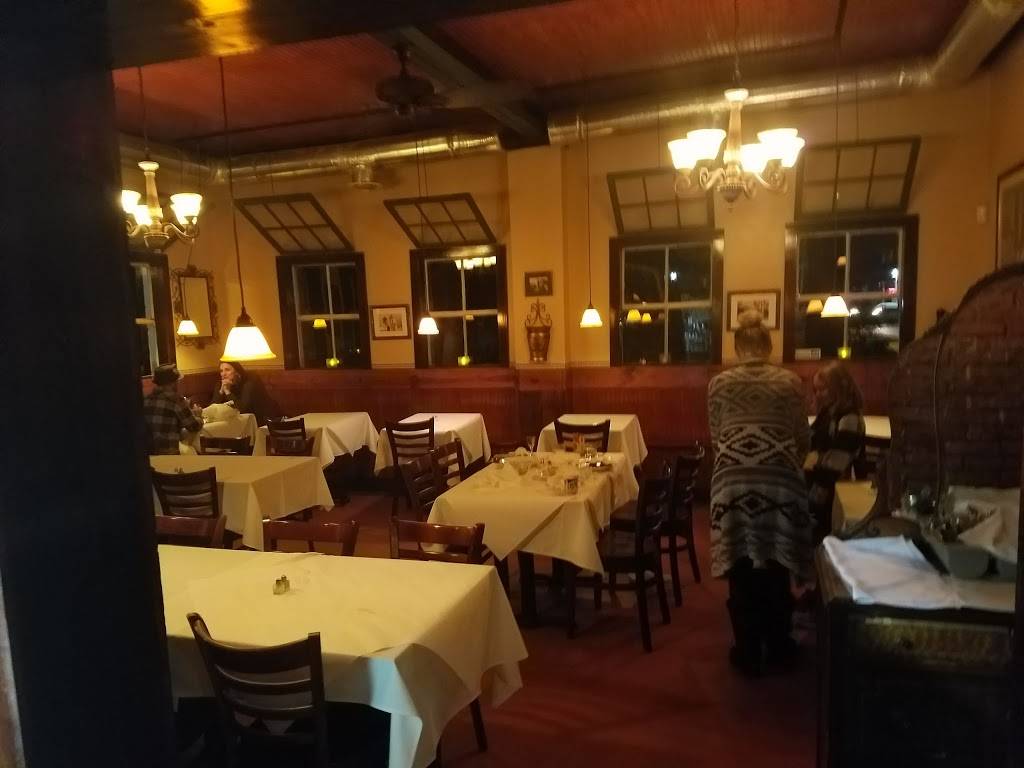 Peruccis classic italian Restaurant | restaurant | 35507 Atlantic Ave, Millville, DE 19967, USA | 3028298727 OR +1 302-829-8727