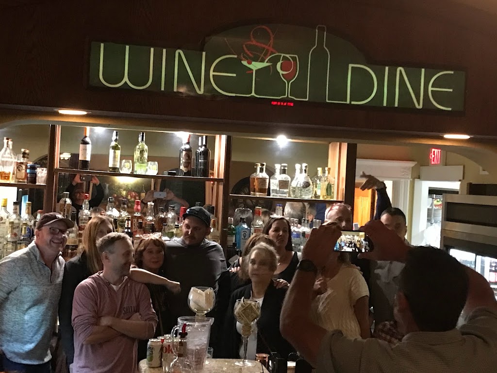 Neils Wine House | restaurant | 235 W Pleasant St, Portage, WI 53901, USA | 6086178463 OR +1 608-617-8463