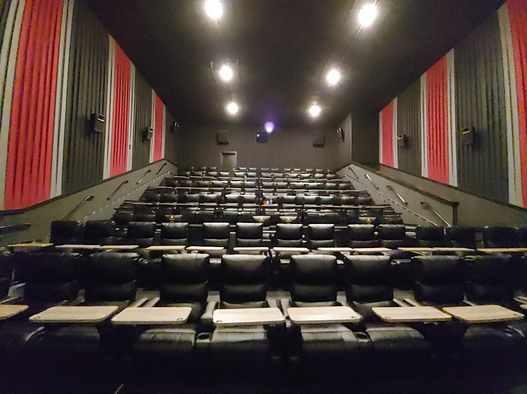 Movie Tavern Brookfield Square | 175 S Moorland Rd, Brookfield, WI ...