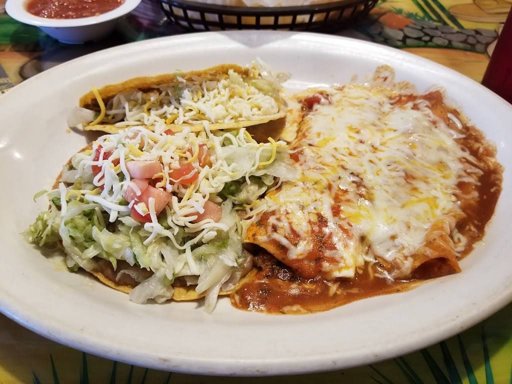 La Fiesta Mexican Restaurant | restaurant | 9611 GA-5, Douglasville, GA 30135, USA | 7705778400 OR +1 770-577-8400