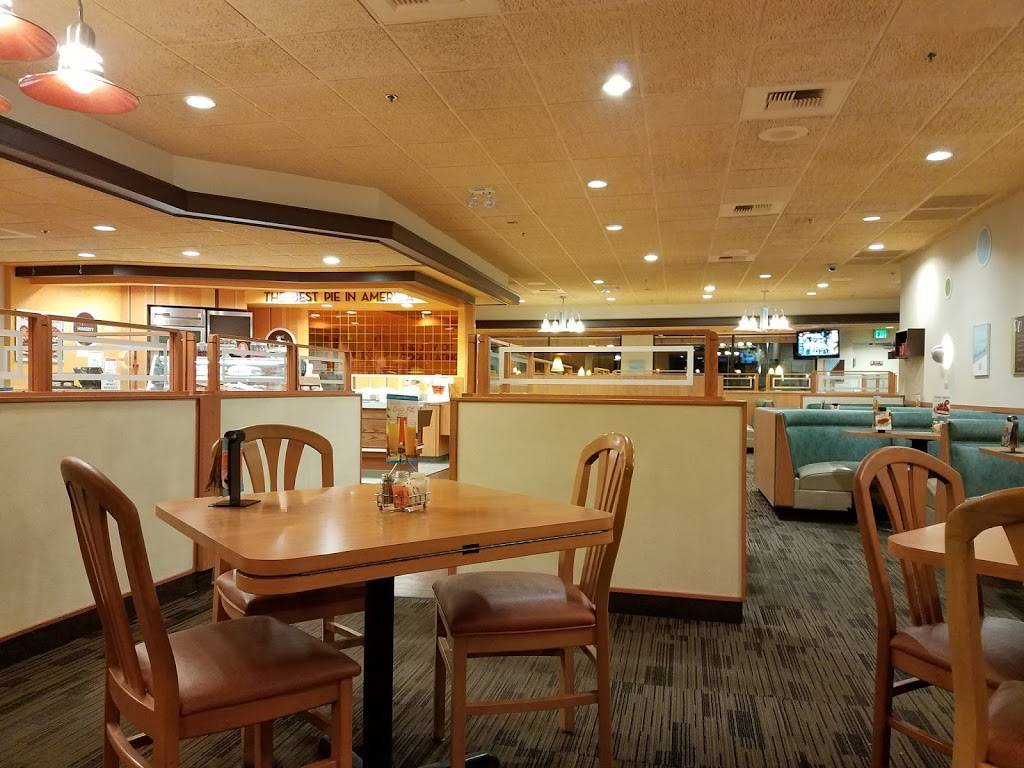 Village Inn | bakery | 1863 S Signal Butte Rd, Mesa, AZ 85209, USA | 4803574444 OR +1 480-357-4444
