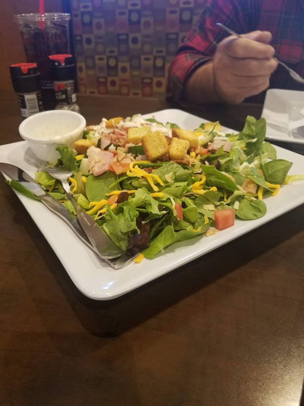 McAlisters Deli | restaurant | 2180 N, US-67, Florissant, MO 63033, USA | 3148397703 OR +1 314-839-7703