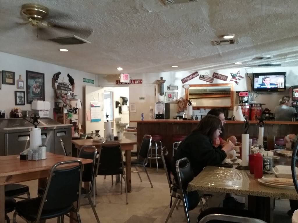 Kittys Cafe | cafe | 18904 Farm to Market Rd 1488, Magnolia, TX 77355, USA | 2812524160 OR +1 281-252-4160