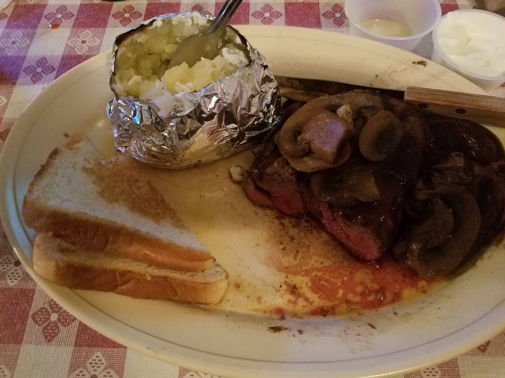 Tappas Steak House | restaurant | 1620 Rockingham Rd, Davenport, IA 52802, USA | 5633228428 OR +1 563-322-8428