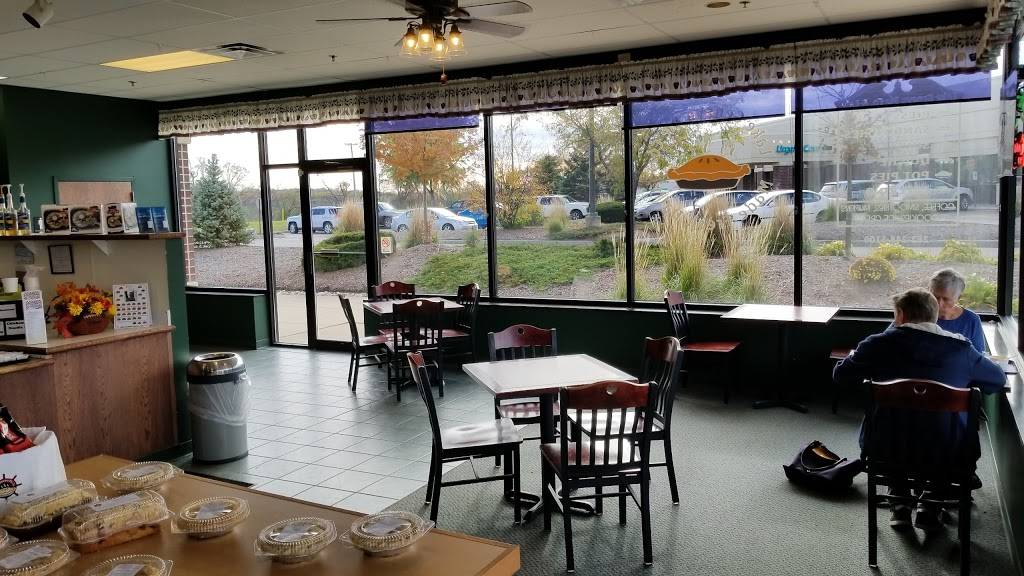 Lake Geneva Pie Co | restaurant | 150 E Geneva Square, Lake Geneva, WI 53147, USA | 2622485100 OR +1 262-248-5100