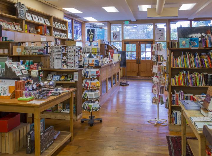 Third Place Books Ravenna | restaurant | 6504 20th Ave NE, Seattle, WA 98115, USA | 2065252347 OR +1 206-525-2347