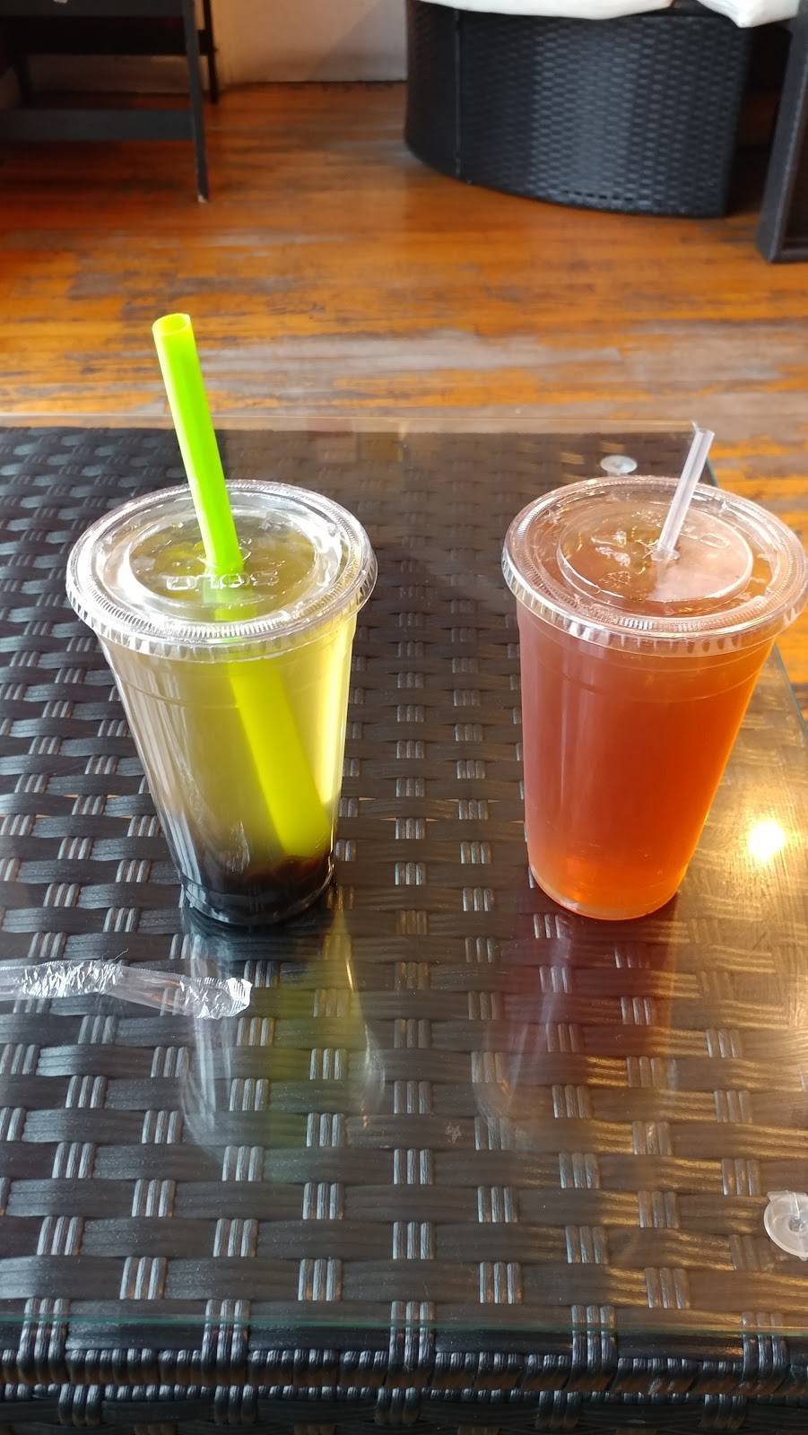 Blend Tea and Crepe Lounge | cafe | 719 S University Ave, Carbondale, IL 62901, USA | 6183191441 OR +1 618-319-1441
