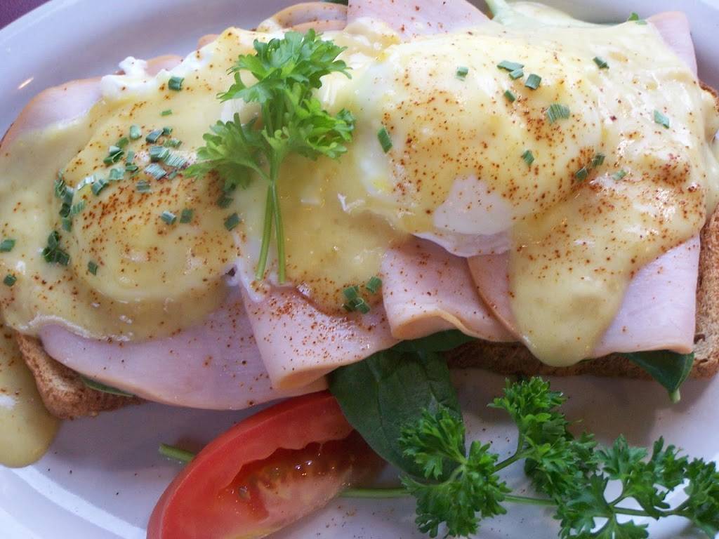 Bass Creek Cafe & Grill | bakery | 5409 County Rd D, Afton, WI 53501, USA | 6083654337 OR +1 608-365-4337