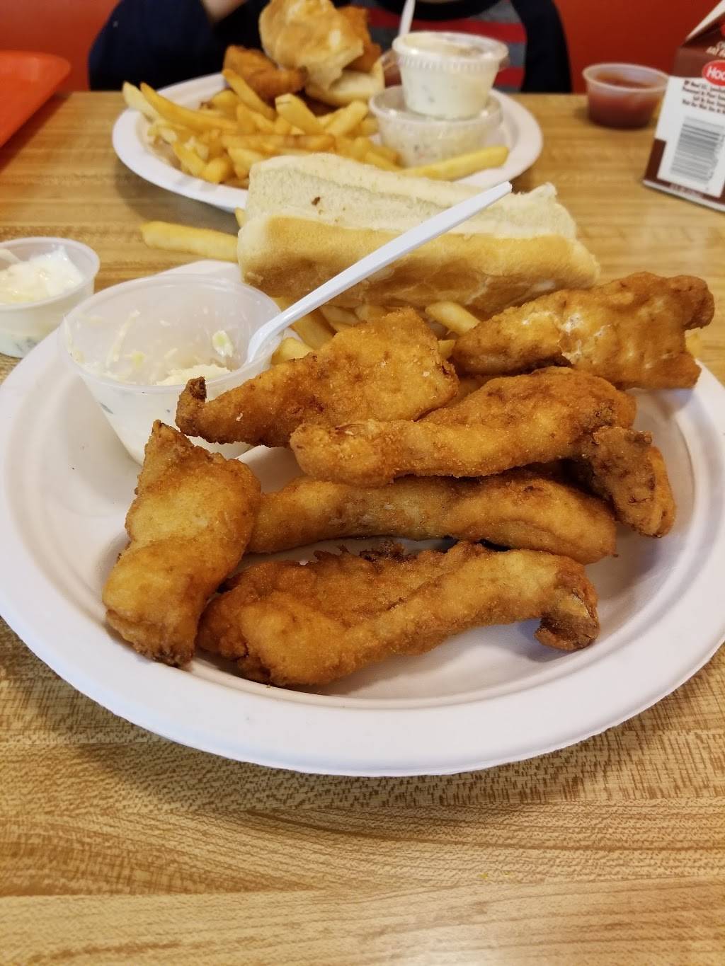 Ted's Fish Fry - Restaurant | 636 New Loudon Rd, Latham, NY 12110, USA