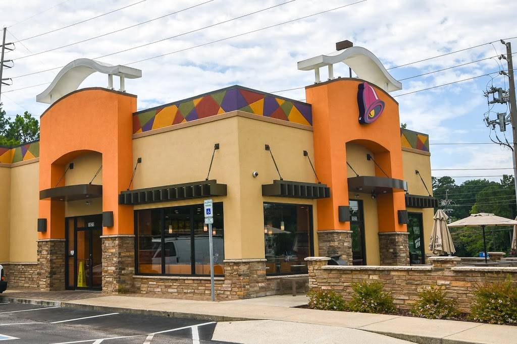 Taco Bell | meal takeaway | 1821 Montgomery Hwy, Hoover, AL 35244, USA | 2057332015 OR +1 205-733-2015