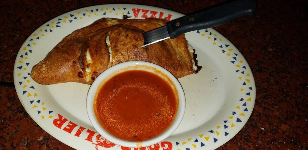 Gondolier Italian Restaurant & Pizza | meal delivery | 2281 W US Hwy 90, Lake City, FL 32055, USA | 3867584220 OR +1 386-758-4220