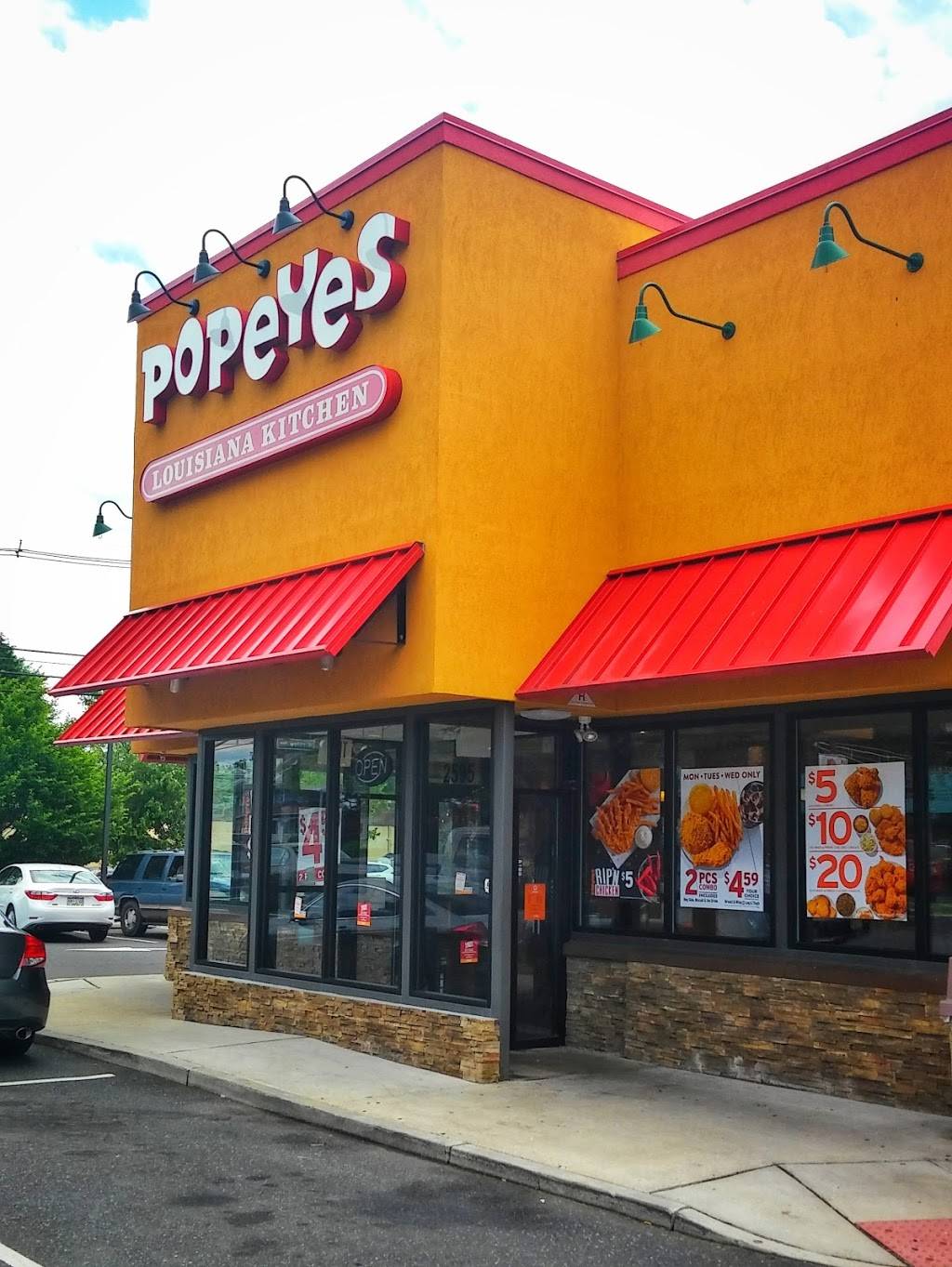 Popeyes Louisiana Kitchen - Restaurant | 2595 Nottingham Way, Trenton ...