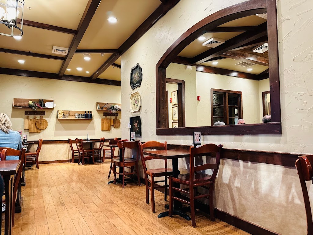 la Madeleine 8201 Quaker Ave 118, Lubbock, TX 79424, USA